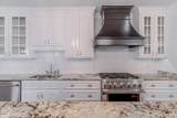 4926 Peachtree Avenue - Photo 29