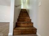 927 Margret - Photo 8