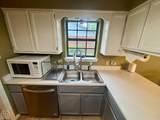 1206 Hickory Cr - Photo 7