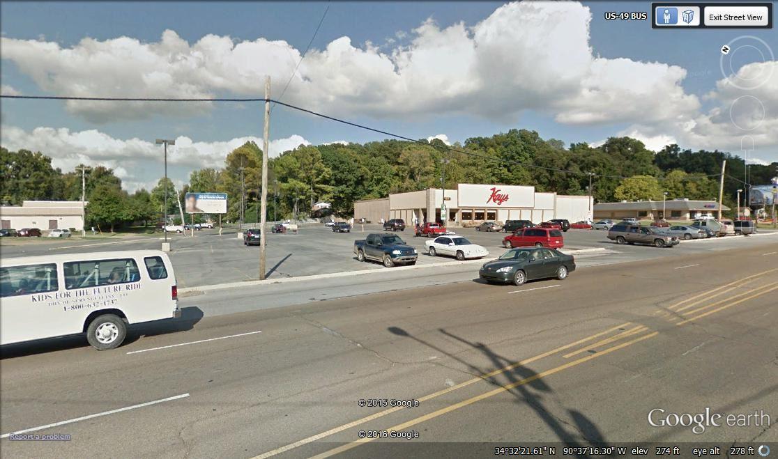 590 Oakland - Photo 1