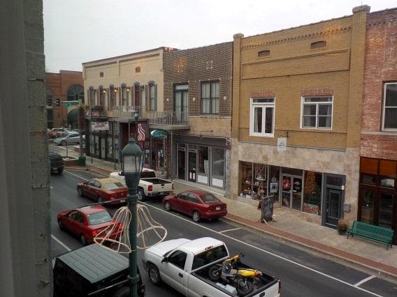 311 Main - Photo 1