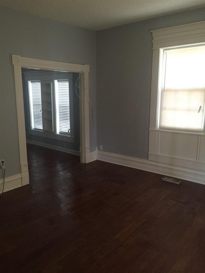 202 Richmond - Photo 1