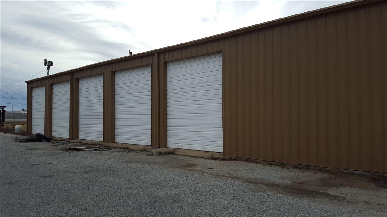 5709 Commerce Square - Photo 1
