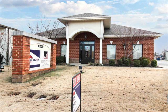 2209 A Grant Avenue - Photo 1