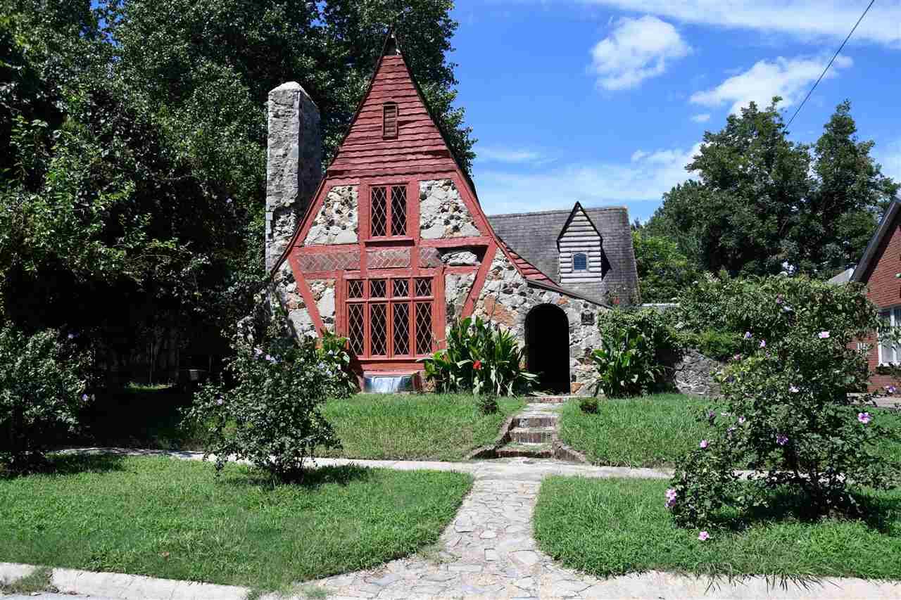 629 Poplar - Photo 1
