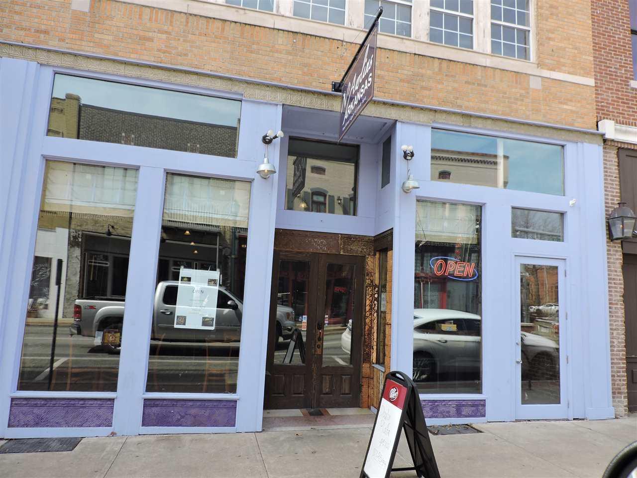 303 Main (N'awlins) - Photo 1