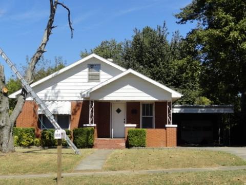 909 Emerson - Photo 1