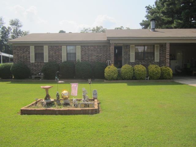 214 Tracy Lane - Photo 1