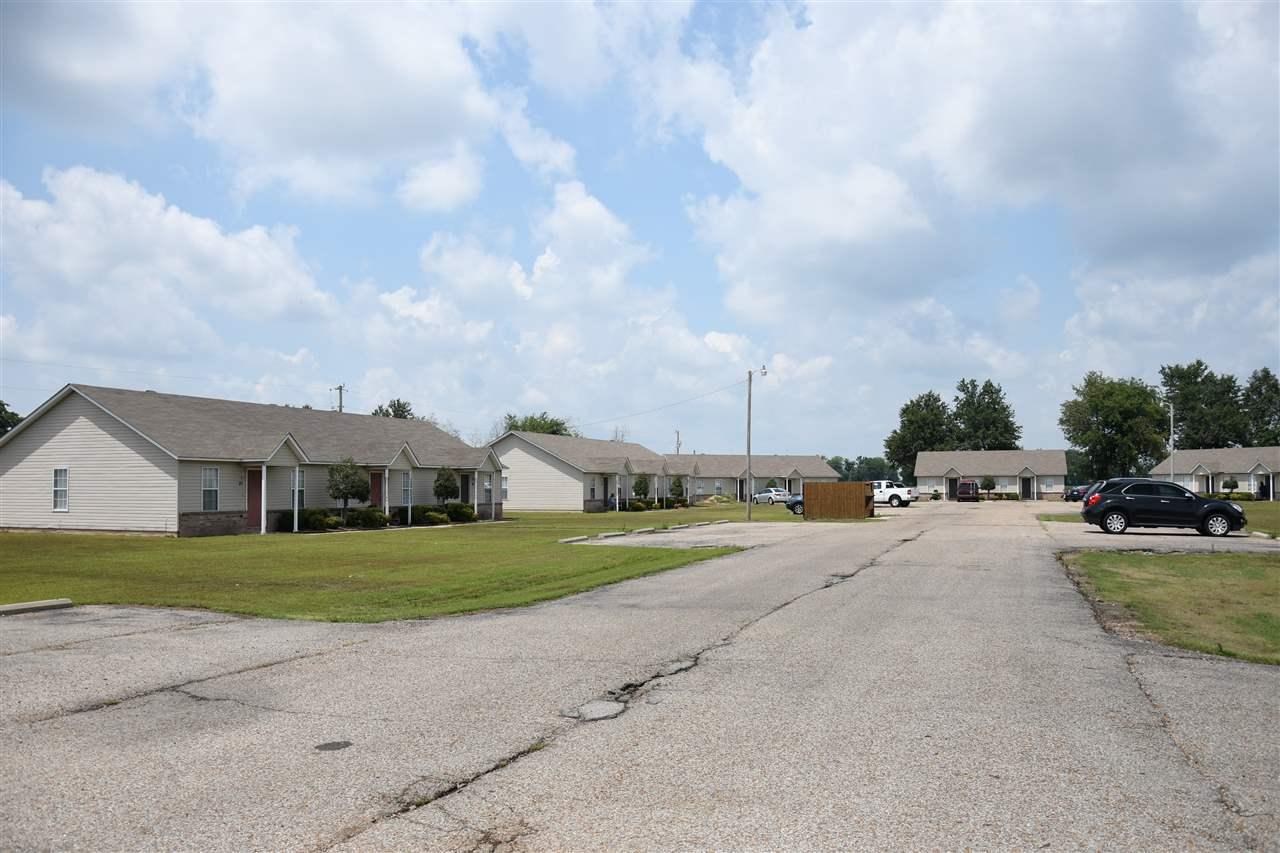 1304 Industrial Dr. - Photo 1