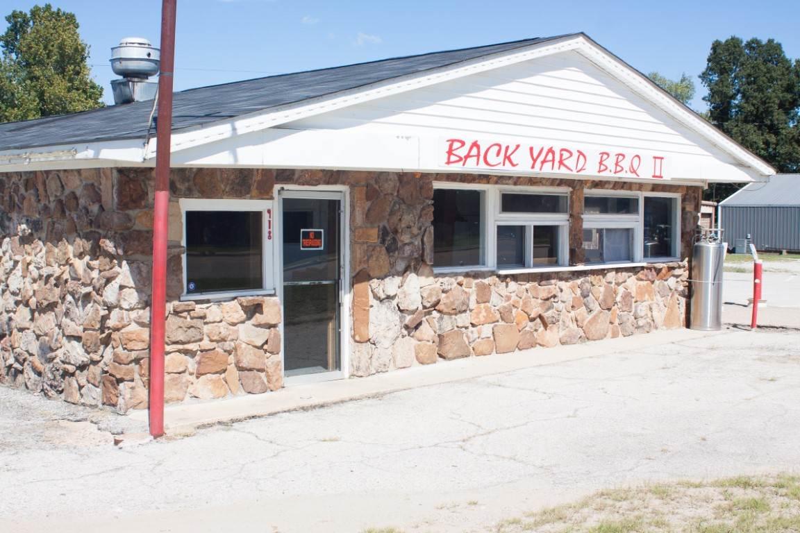 918 Hwy 18 - Photo 1