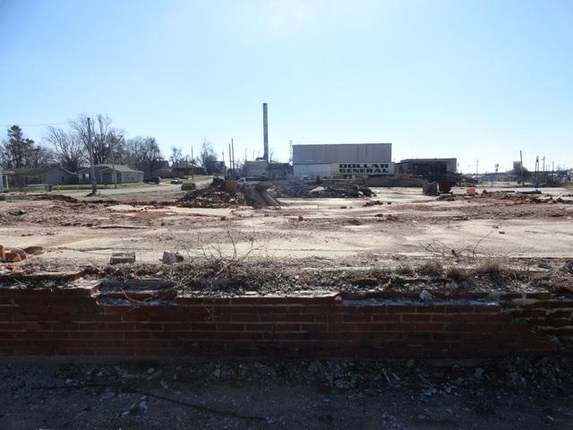 100 3RD AVENUE - Photo 1