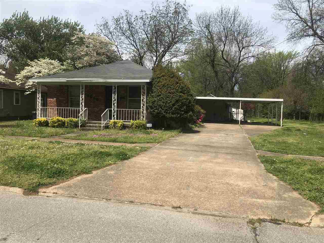1010 Oak - Photo 1