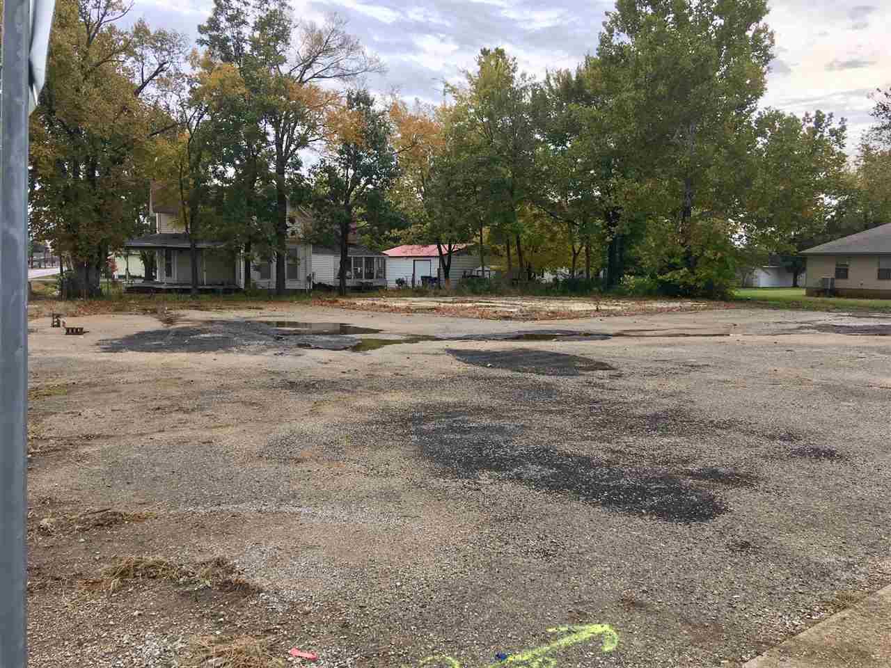5005 Nettleton - Photo 1