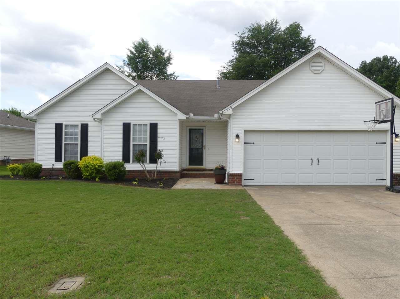 2209 Sheffield Dr - Photo 1