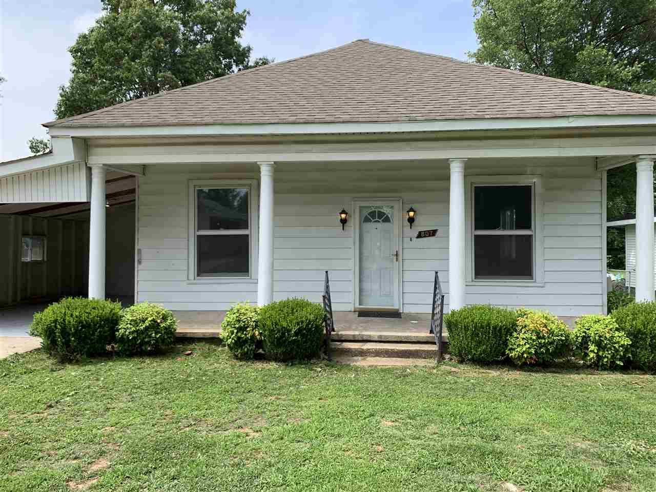 807 Howell St. - Photo 1