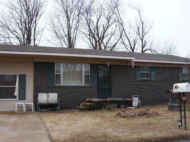 106 9th Ave. - Photo 1