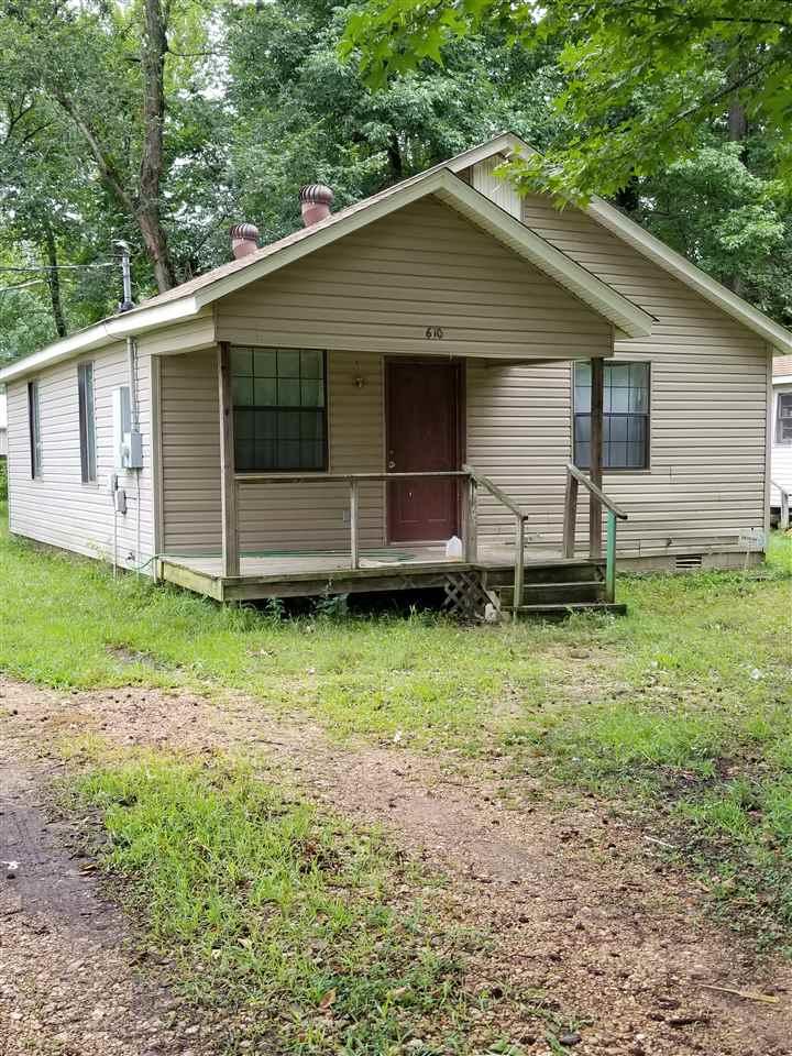 610 Magnolia Dr - Photo 1