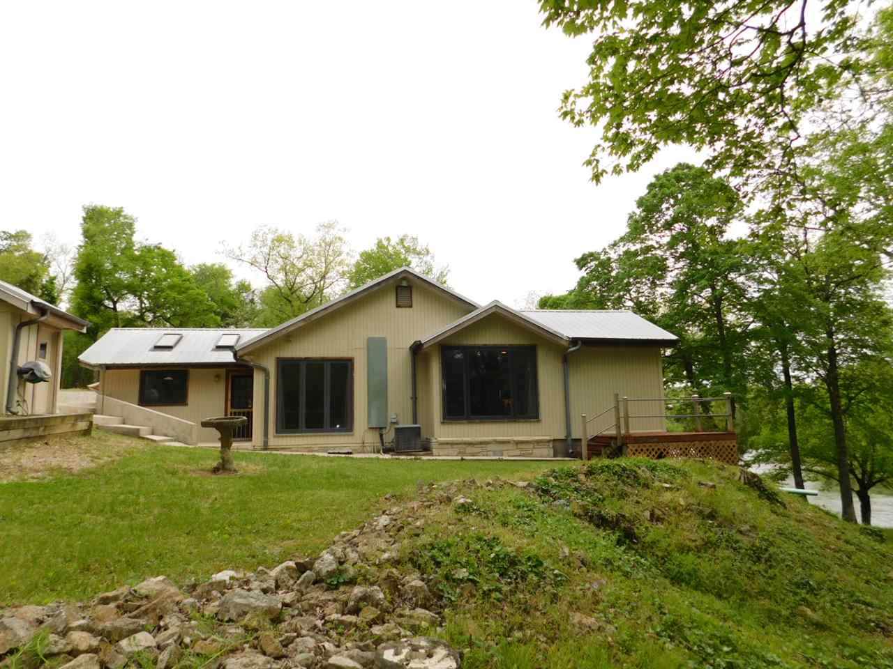 281 Bee Run - Photo 1