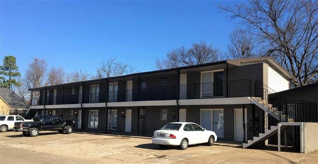 1006 Vine - Photo 1