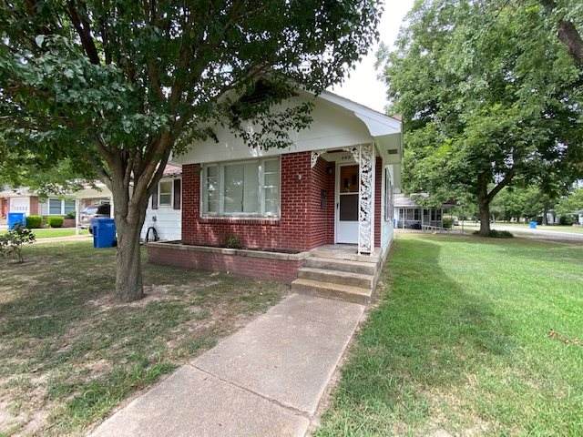 800 Vine St - Photo 1