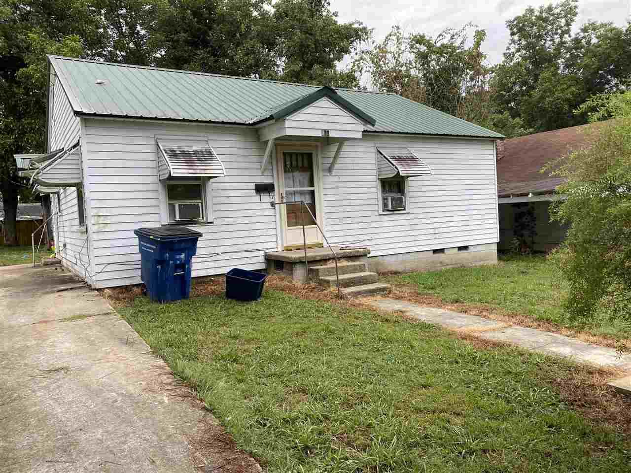 914 Taylor - Photo 1