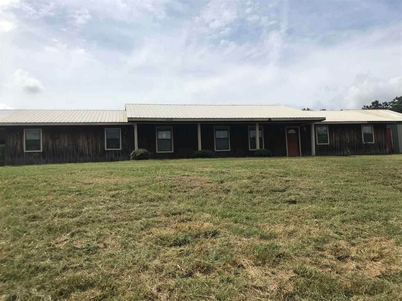 564 Jansen Trail - Photo 1