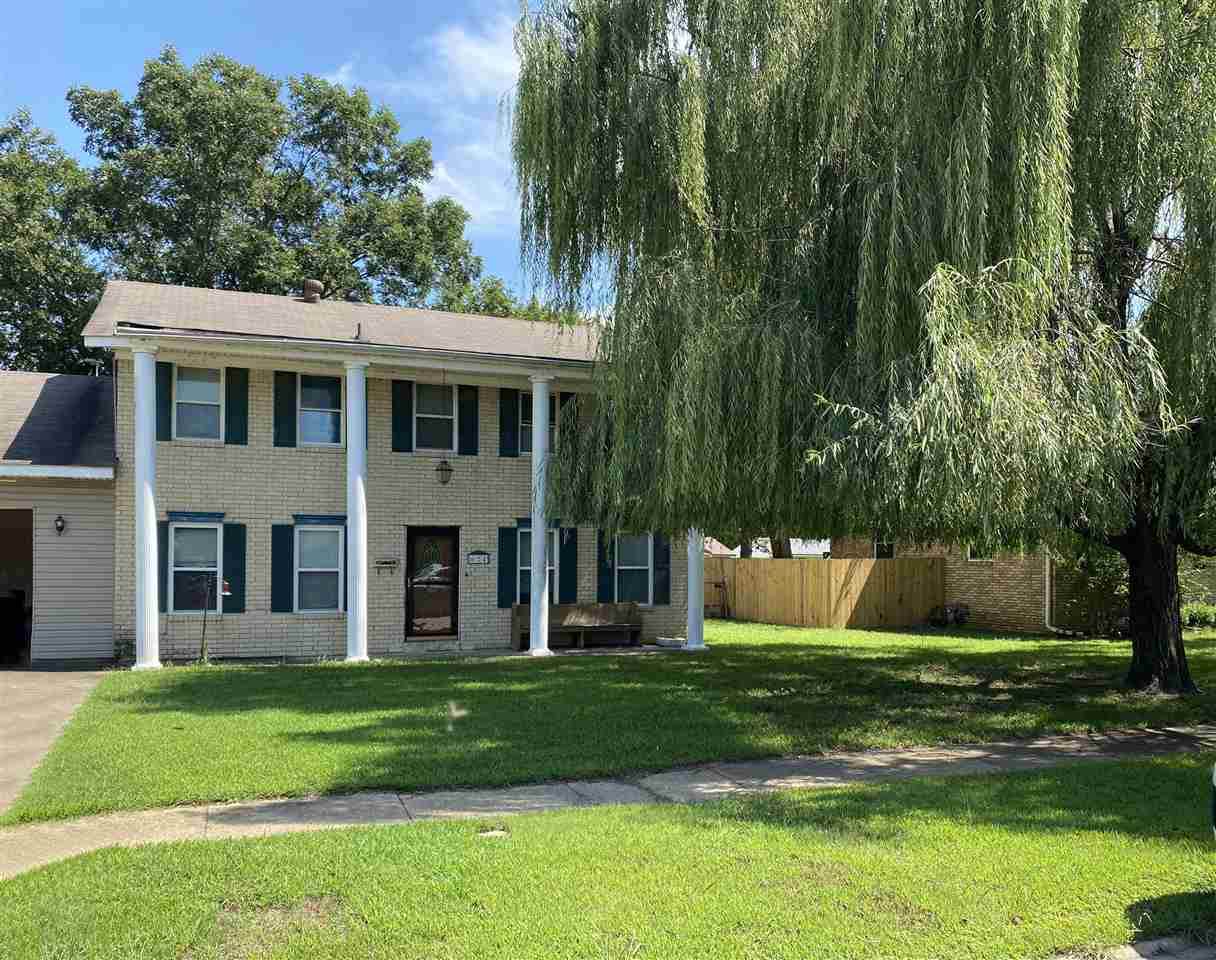 624 Whitlatch - Photo 1