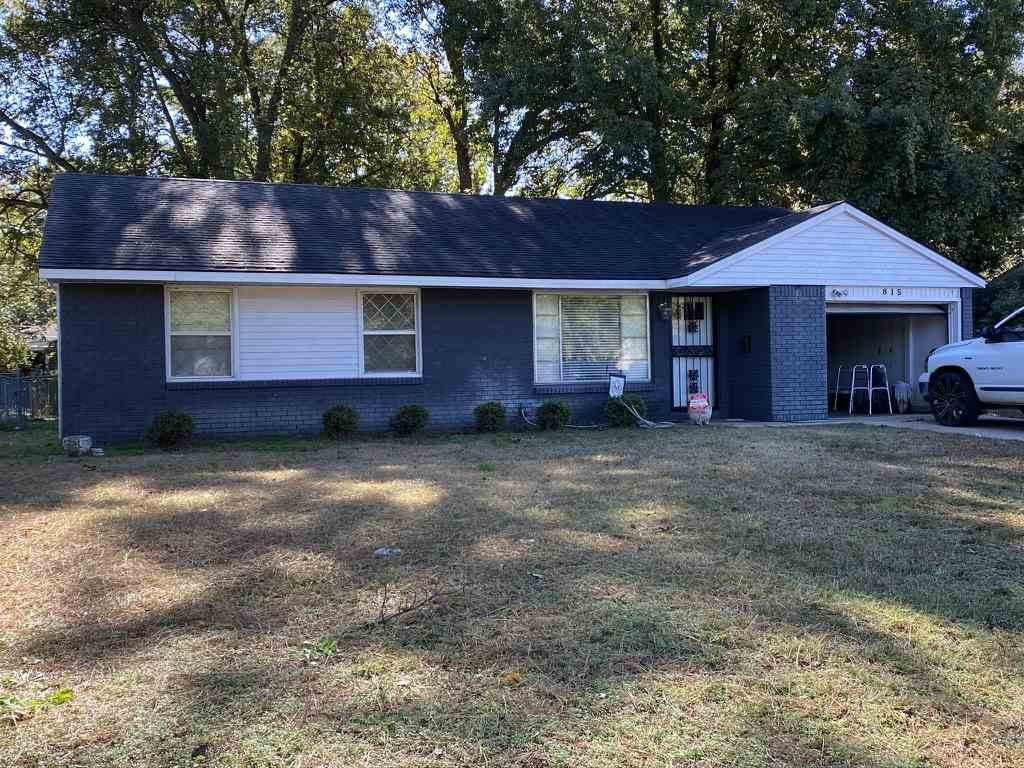 815 Mayfair - Photo 1