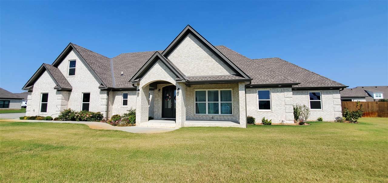104 Wright Drive - Photo 1
