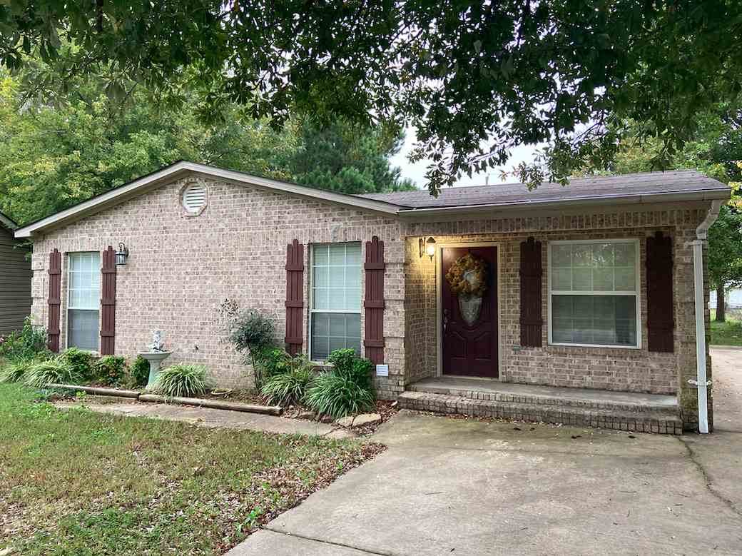 2508 Westacre - Photo 1