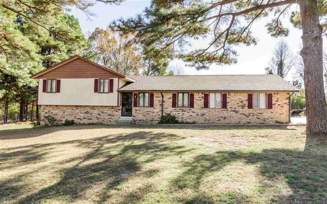 1307 Bennett Dr. - Photo 1