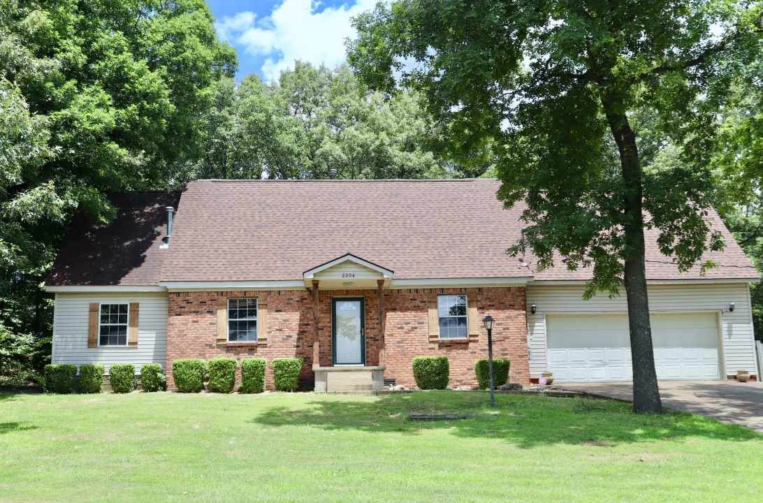 2204 Williamsburg - Photo 1