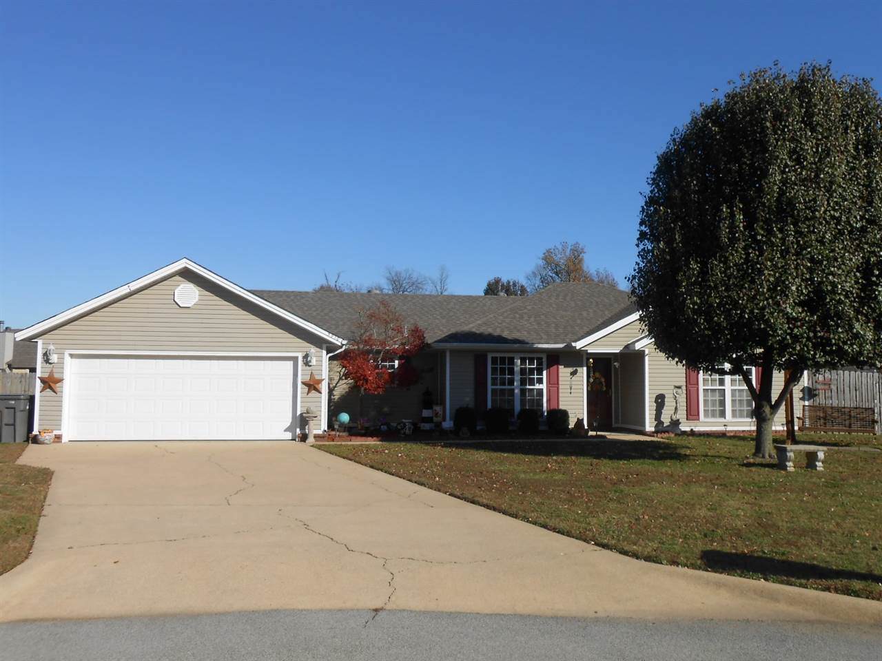 5910 Chastain Cove - Photo 1
