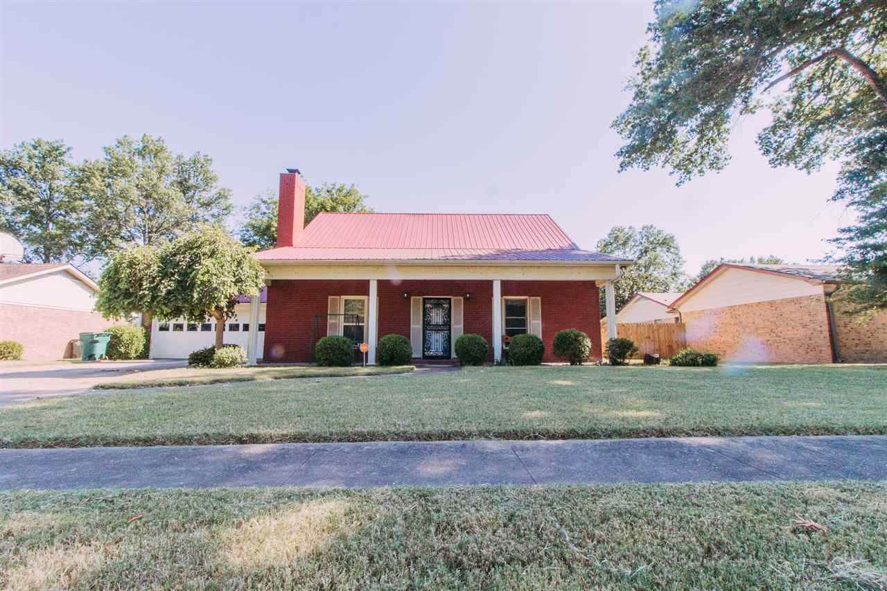 1113 Mayfair Lane - Photo 1