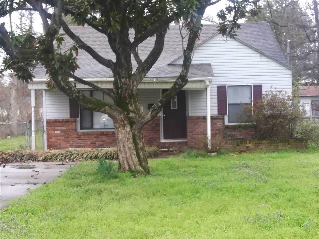 805 Franklin - Photo 1