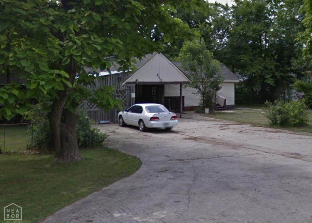 410 11th Avenue - Photo 1