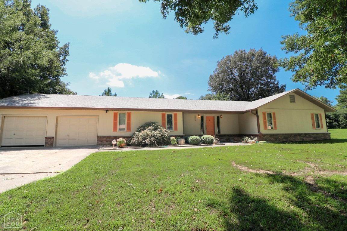 3909 Vickie Drive - Photo 1