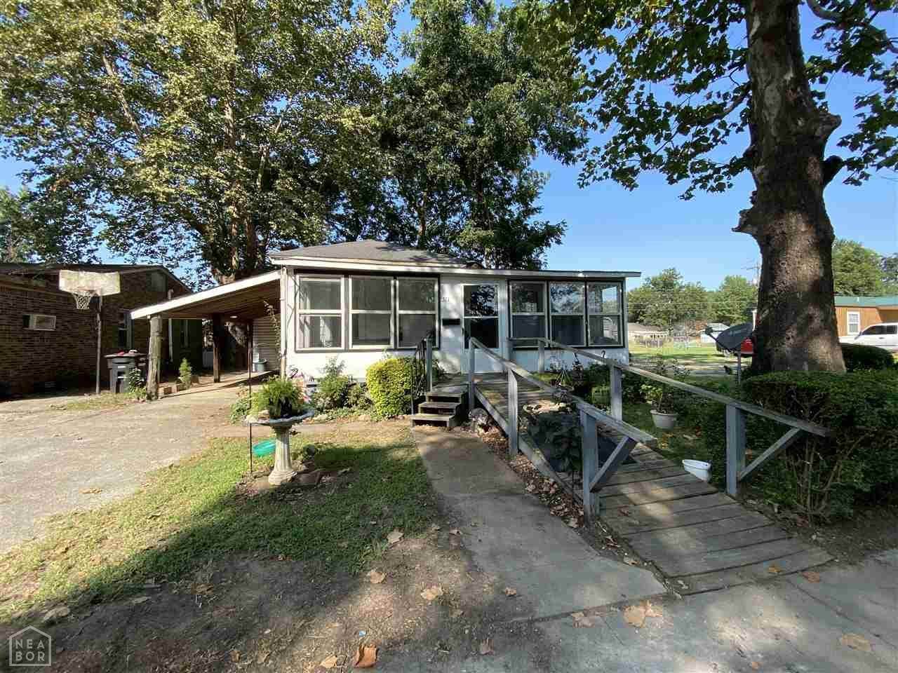 311 Pine Street - Photo 1