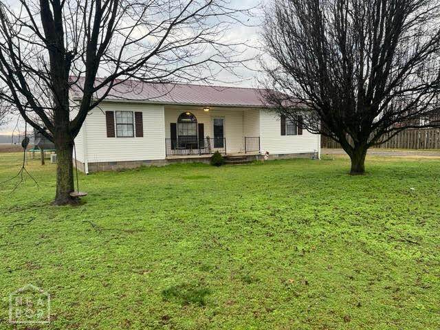 2572 County Road 837 - Photo 1