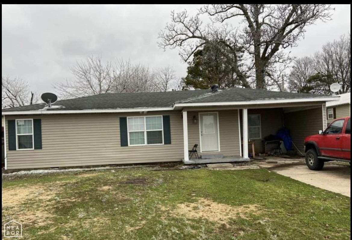 6639 Hwy 151 - Photo 1