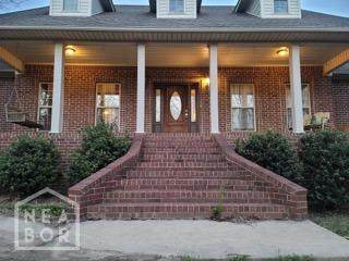 8206 Oak Creek Lane - Photo 1