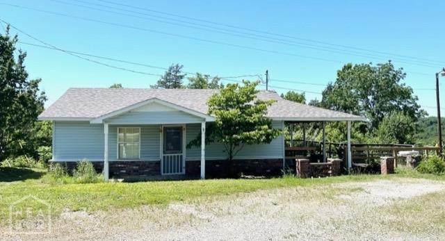11032 Hwy 62 - Photo 1