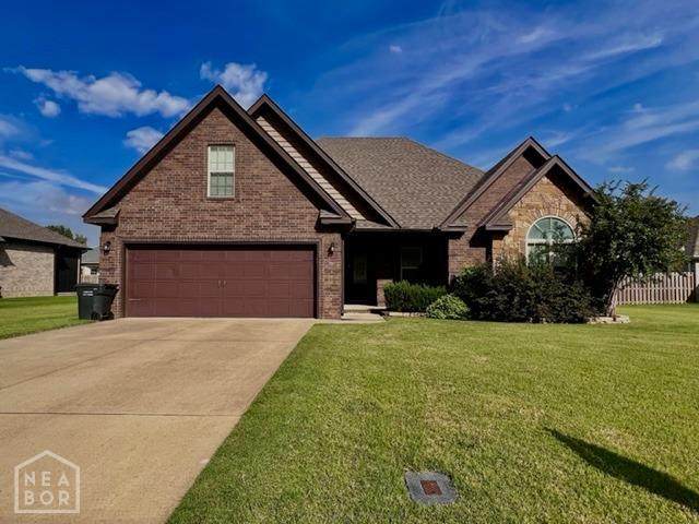 820 Smithfield Drive - Photo 1