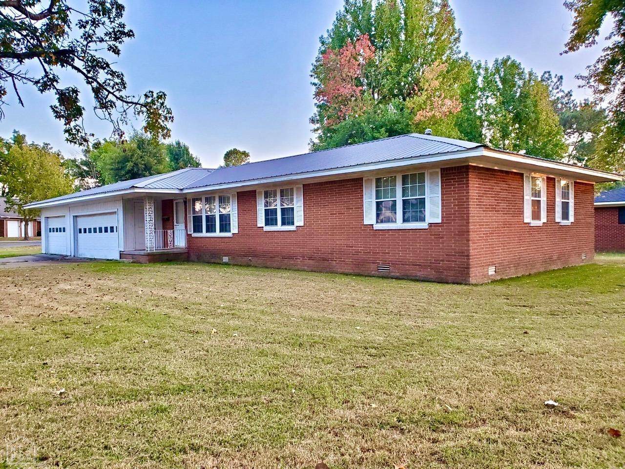 511 Ridgecrest Drive - Photo 1