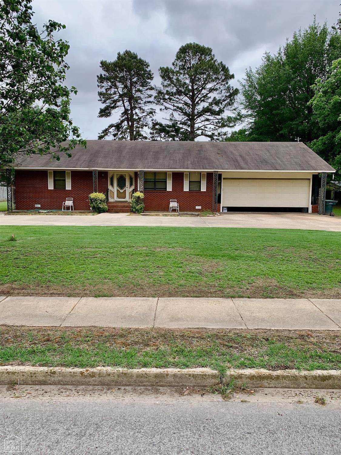 609 Drew Avenue - Photo 1