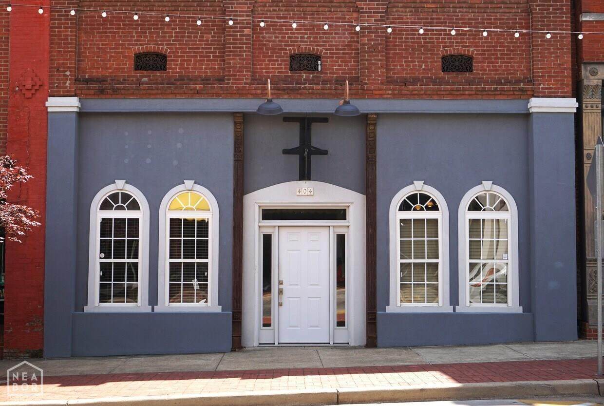 404 Main - Photo 1