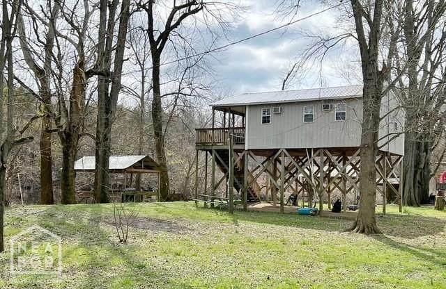 130 Law 1070 - Photo 1