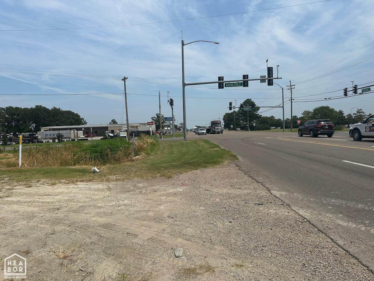 4604 Highland Drive - Photo 1