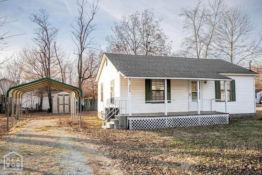 304 12th Avenue - Photo 1