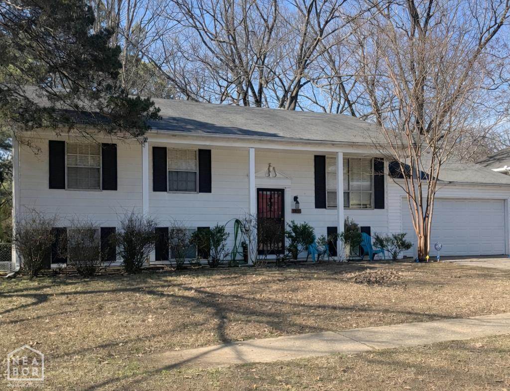 1615 Tanglewood Drive - Photo 1